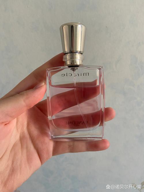 兰蔻(LANCOME)奇迹香水50ml EDP效果、价格及功效全解析(图1) 兰蔻(LANCOME)奇迹香水50ml EDP效果、价格及功效全解析(图1)