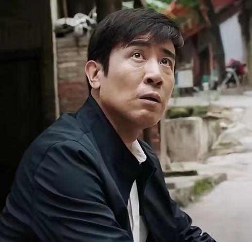 叱咤风云的人才先锋：郭秦川的专业履历(图1)