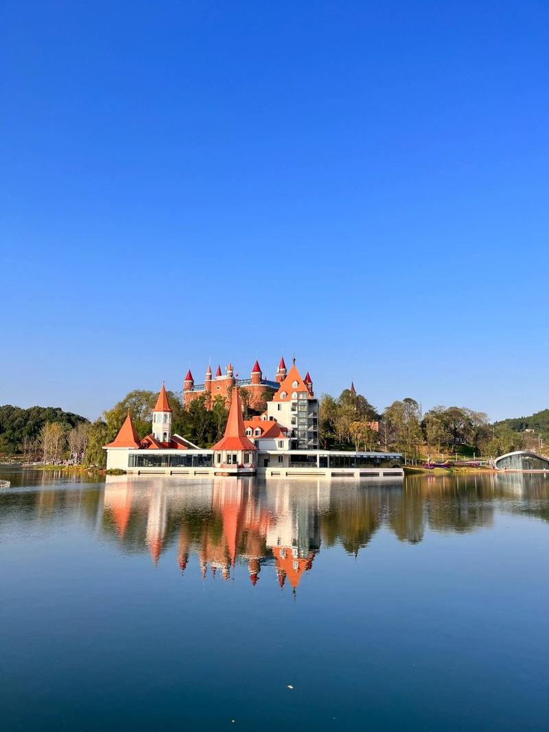 四川德阳旅游景点：德阳四川文化娱乐城(图1)