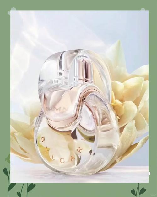宝格丽晶莹女士香水：月光与晨辉中的清灵与纯净之美(图1)