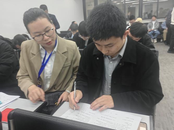 资深人力资源专业人士：赣州章敏个人简历(图1)