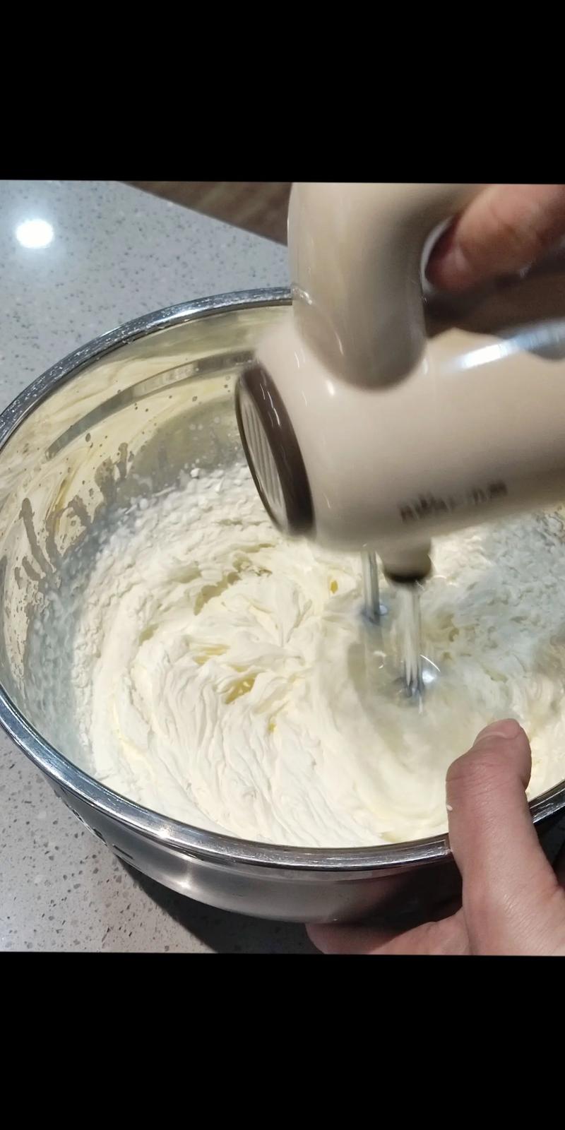 烘焙热潮：打造精湛的蛋糕制作技艺(图1)