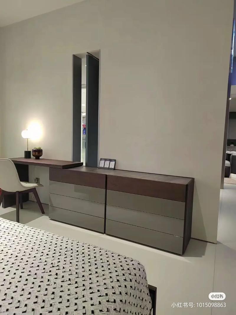 挪亚家具 挪亚家家具档次解析及客厅家具挑选技巧，提升家居品位的秘诀(图1)