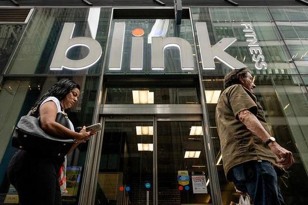 疫情与暴乱双重打击下，美国奢侈品零售业如何应对破产危机？(图1)