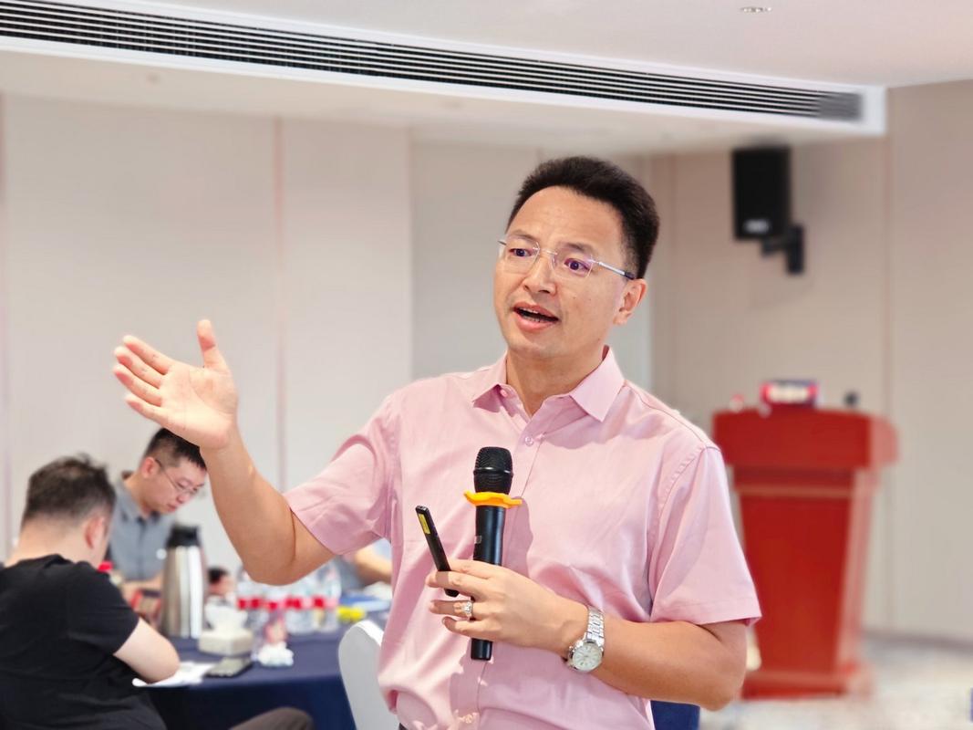 刘宪超：资深人力资源总监，变革性***(图1)
