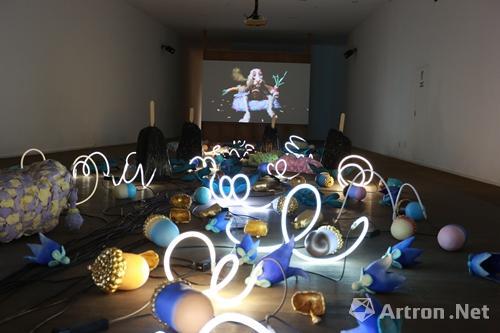 【M21预告】这不是一场无意义的狂欢：《淫秽色情》展览选集作者圆桌论坛(图1)