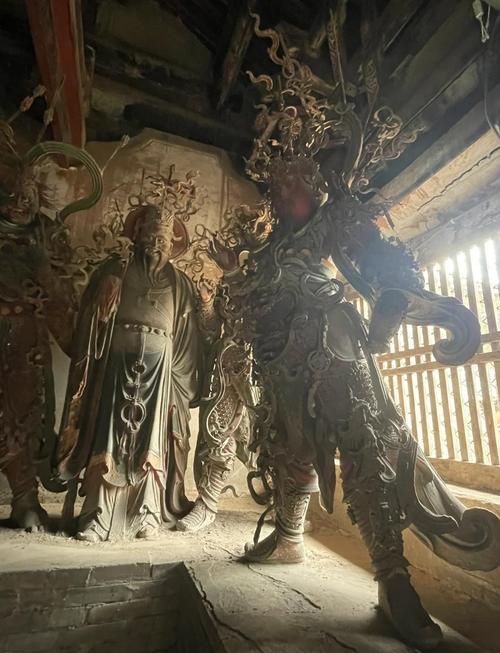 高平铁佛寺攻略，高平旅游景点自驾游(图1)