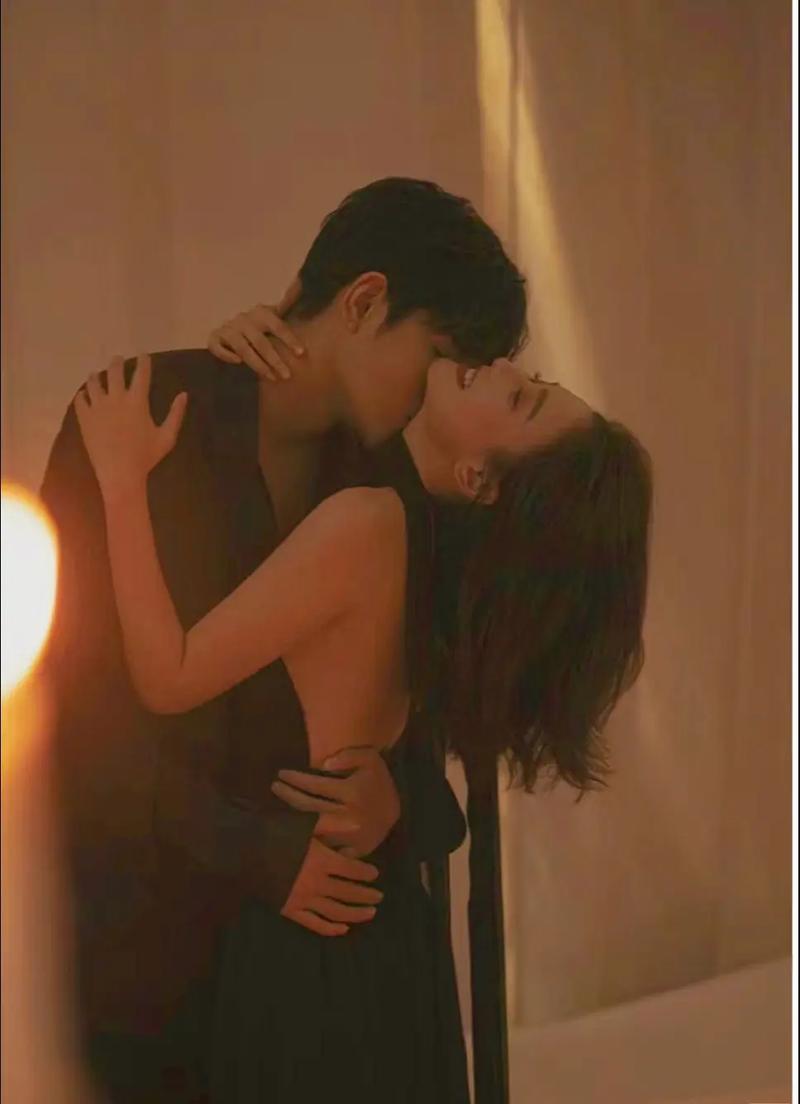 为什么越来越多的人在婚外找情人，找情人会给我们带来什么后果？(图1)