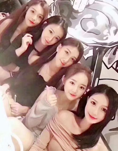全国招聘女孩月入十万深圳私人伴游招聘一天20万[一单一结，日薪万起]捞金多多挺直腰板过年还乡(图1)