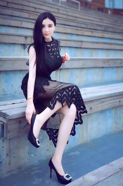 上海伴游名媛招聘--东莞高端伴游招聘纯出气质女生大圈|年轻就是你的**资本，疯狂吸金不设上限(图1)