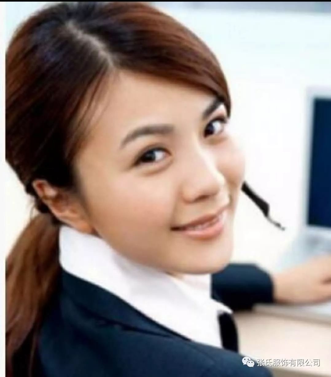 女生职业装发型扎法 干练又有职场范(图3)
