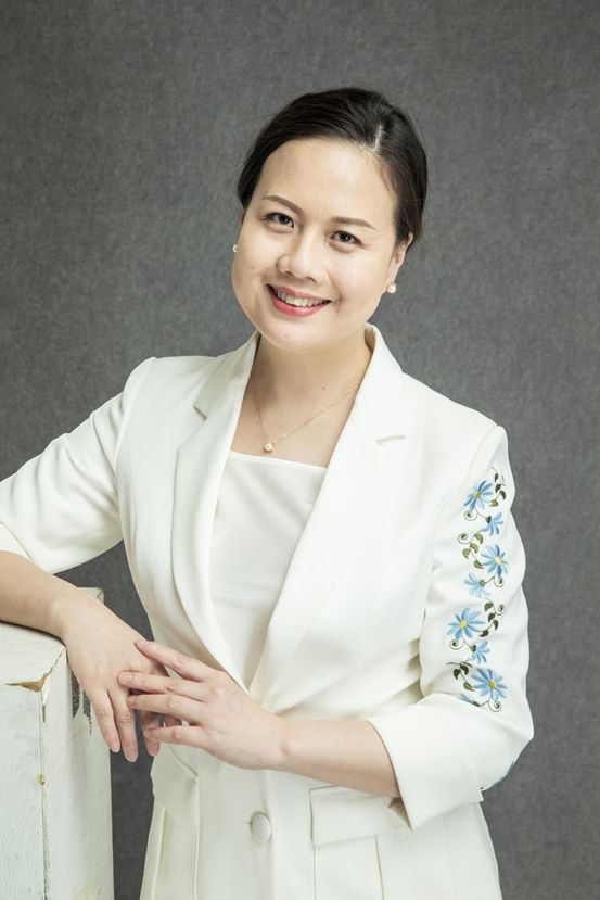 新书《我不想将就过一生》 ：见证女性职场成长(图2)