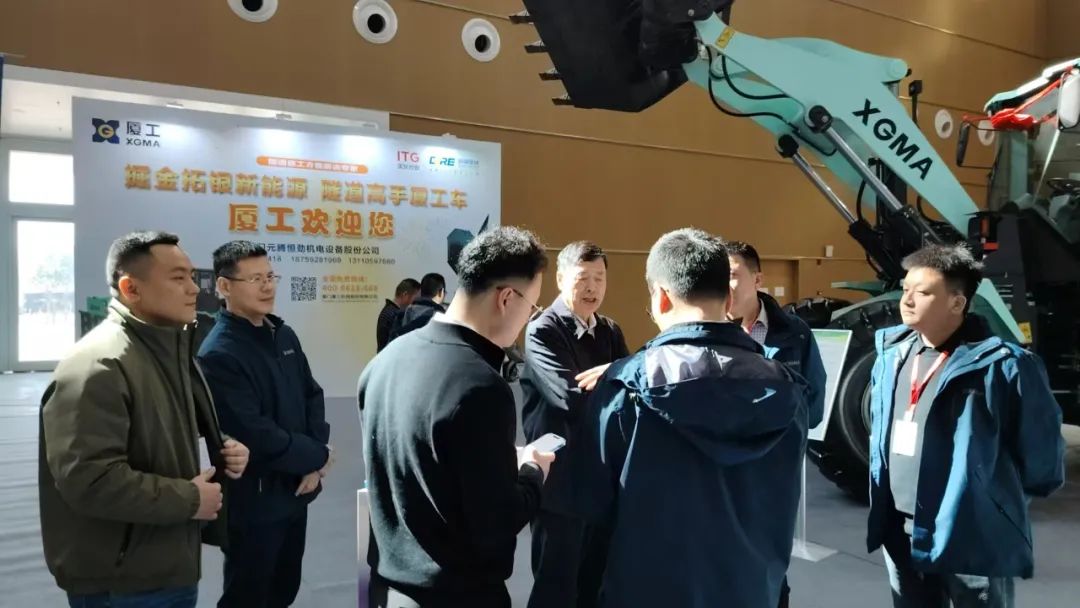 掘金拓银新能源  隧道高手厦工车  厦工参加第三届平潭隧道机械展(图2)