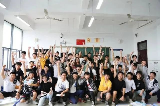 学技术、考大学，圆青春梦想——2022美丽的诸暨技师学院欢迎你(图16)