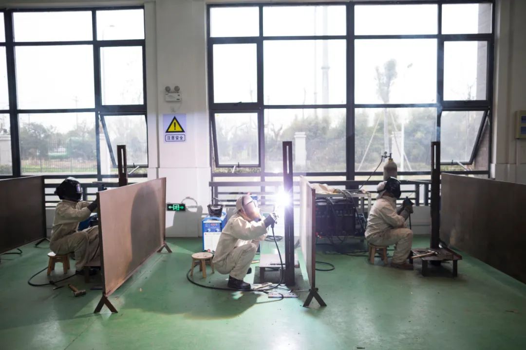 学技术、考大学，圆青春梦想——2022美丽的诸暨技师学院欢迎你(图8)