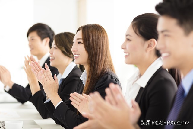 人民日报金句摘读——努力不懈的力量：职场小人物的大梦想之路(图5)
