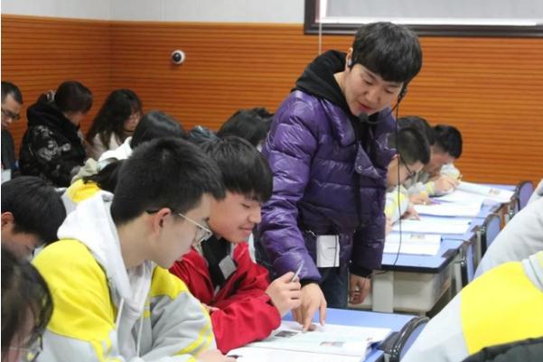 2021我国“铁饭碗”职业排名，公务员仅排第4名，第1名非他莫属(图7)