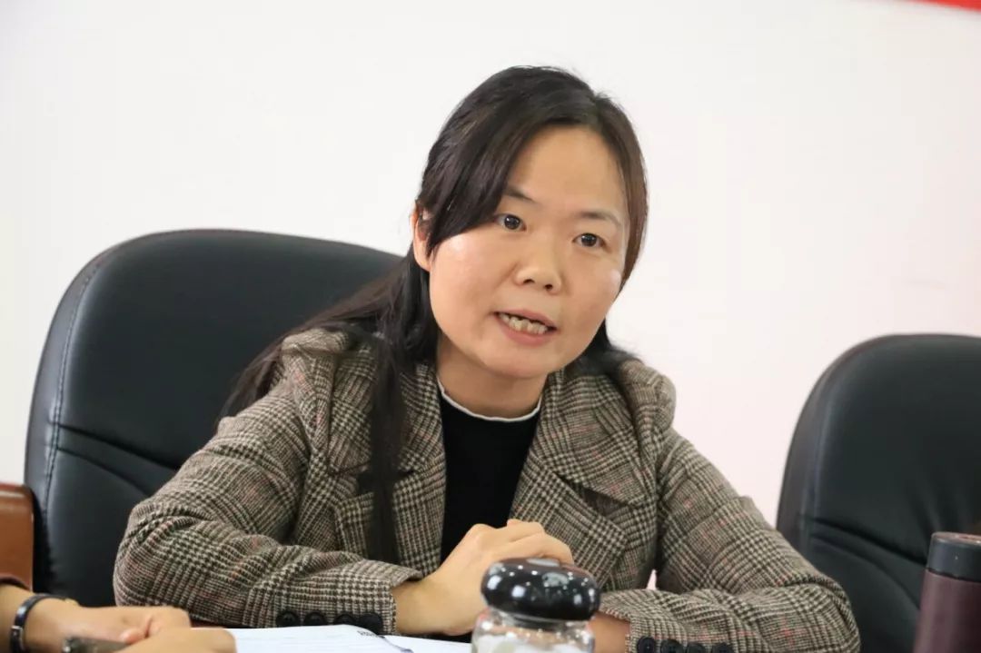 城关中心小学举行班主任工作经验交流会(图6)