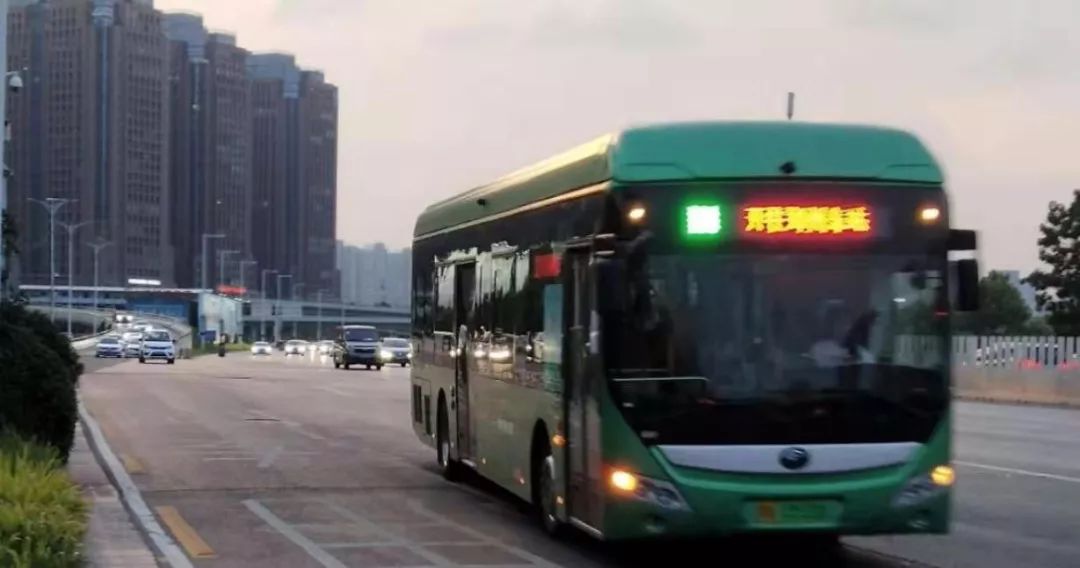 路人援手如故友  故友摇变白眼狼(图2)