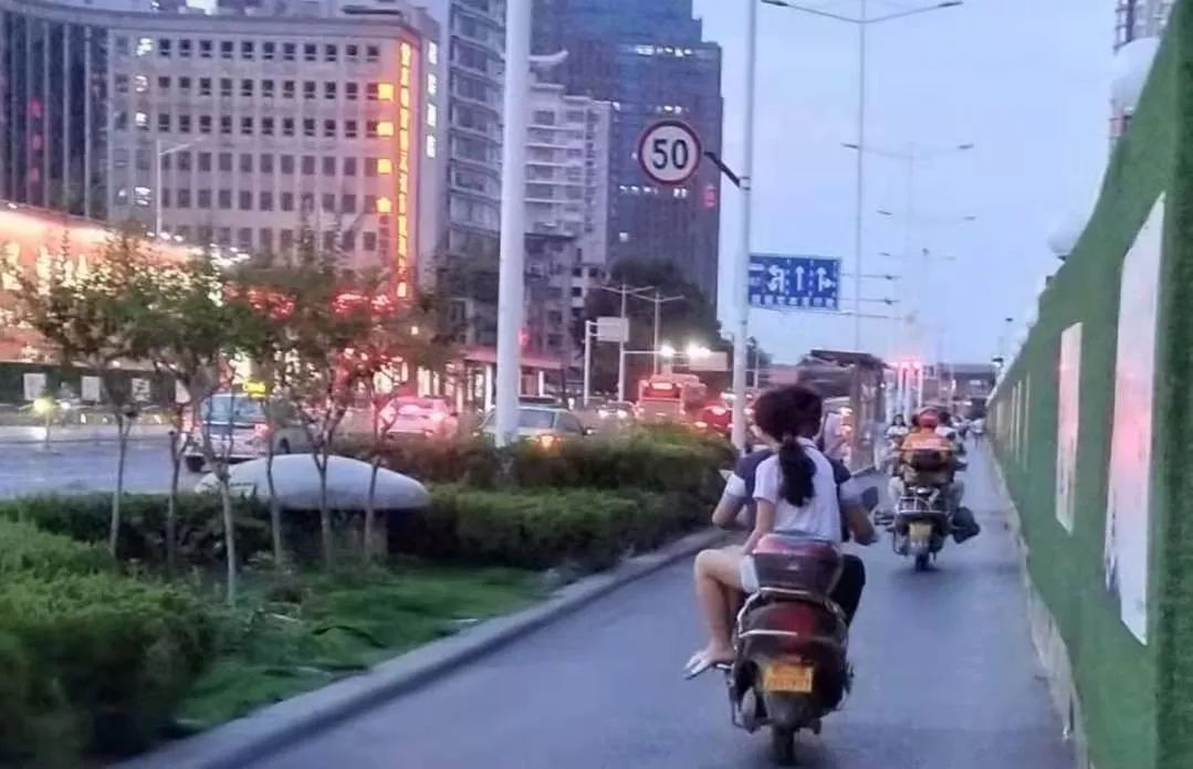 路人援手如故友  故友摇变白眼狼(图5)