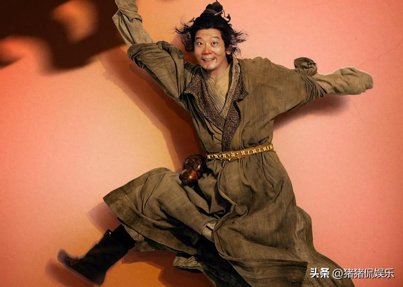 电视官宣！朱亚文领衔，金牌主创加持，终于有部像样的剧可追了(图11)