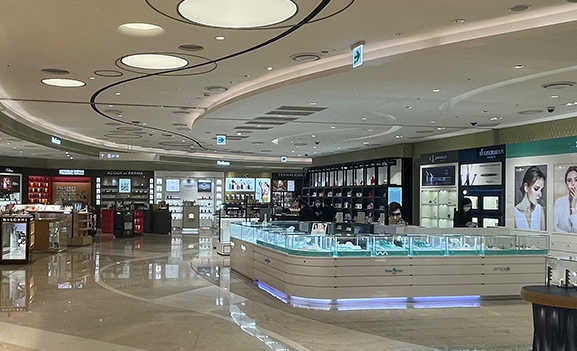 韩国免税店招聘女导购，不限学历，无语言要求！包吃住，底薪1万+，有提成+退职金+年假！9.18面试(图4)
