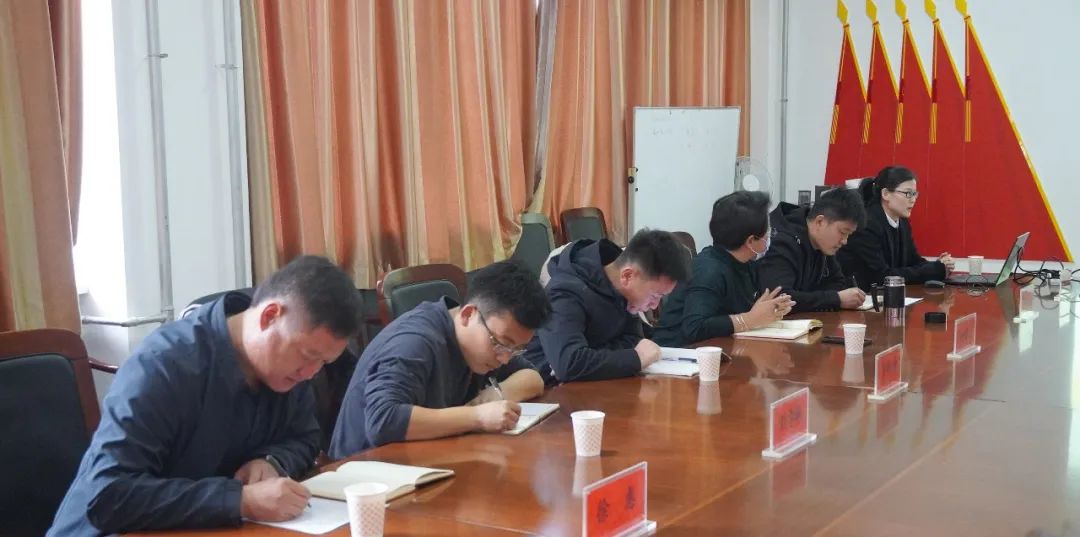 康巴什园林绿化公司组织学习《党政机关公文处理工作条例》(图3)