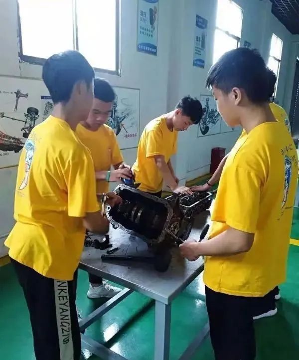 @东山学子，直进高铁、航空、地铁工作！你想来这所美丽校园就读吗？(图15)