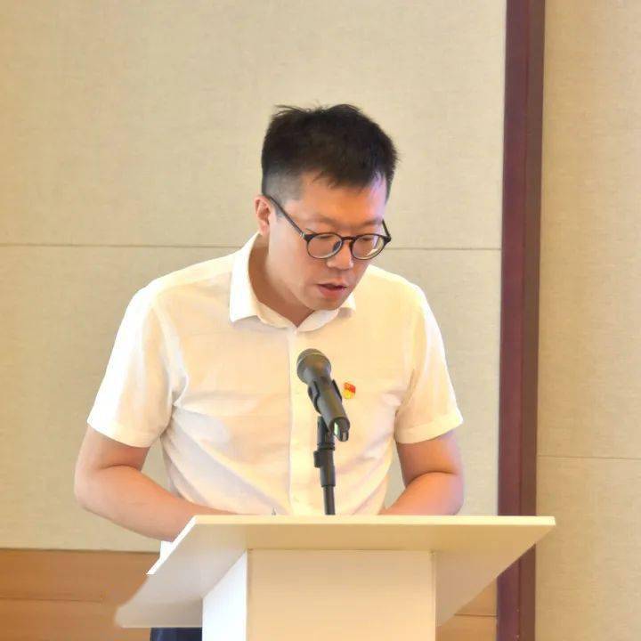 中建三局西北公司召开年中党群工作推进会(图1)