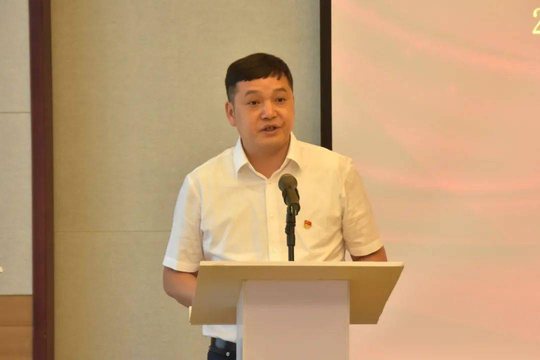 中建三局西北公司召开年中党群工作推进会(图9)