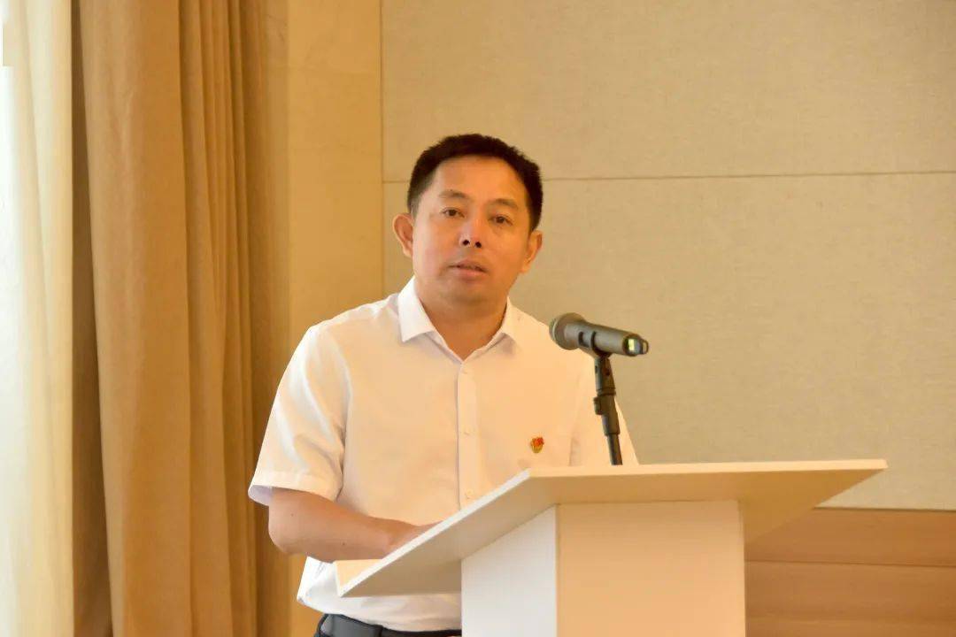 中建三局西北公司召开年中党群工作推进会(图4)
