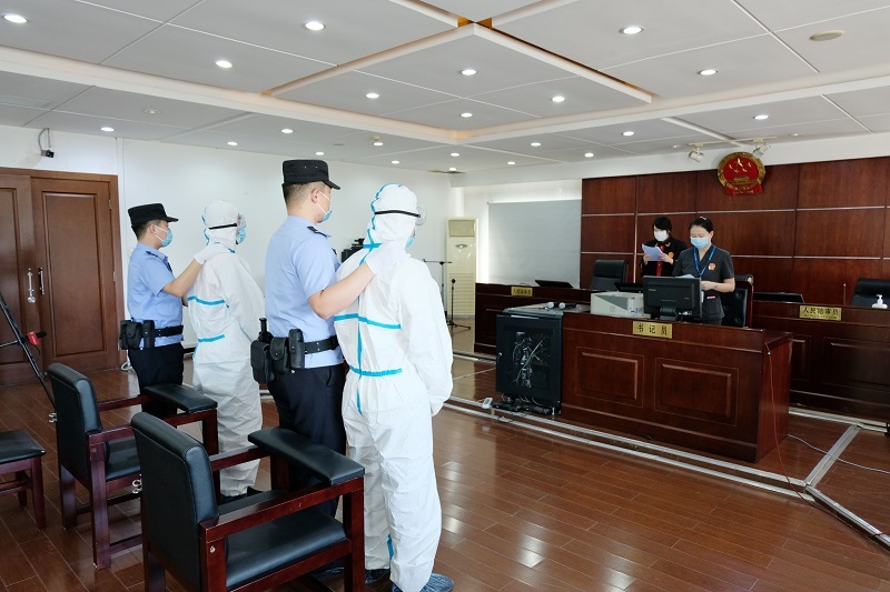 “招工美容贷”诈骗案一审宣判 法官拆分诈骗步骤揭示“美丽陷阱”(图1)