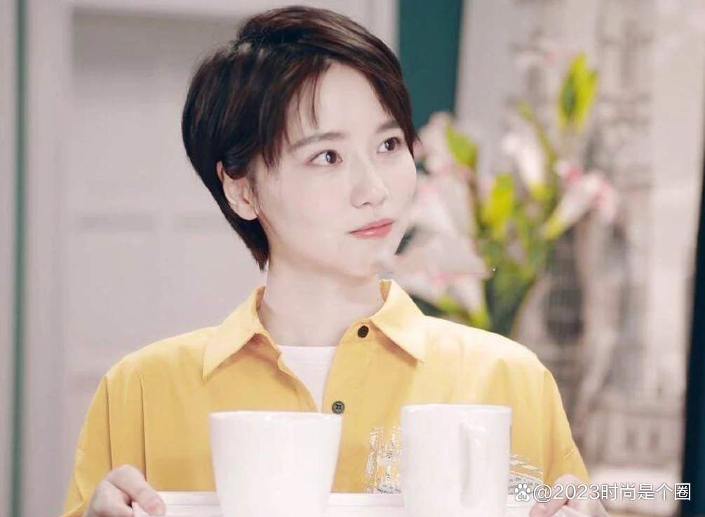 职场女性，选择短发发型，让你的气质瞬间UP！(图1)