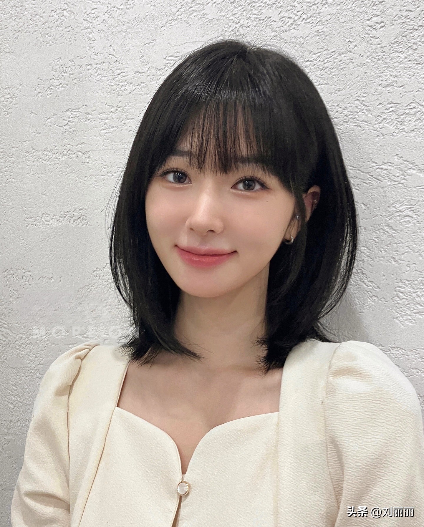 最值得尝试的女发：瘦脸微扣锁骨发，让你挑不出毛病(图9)
