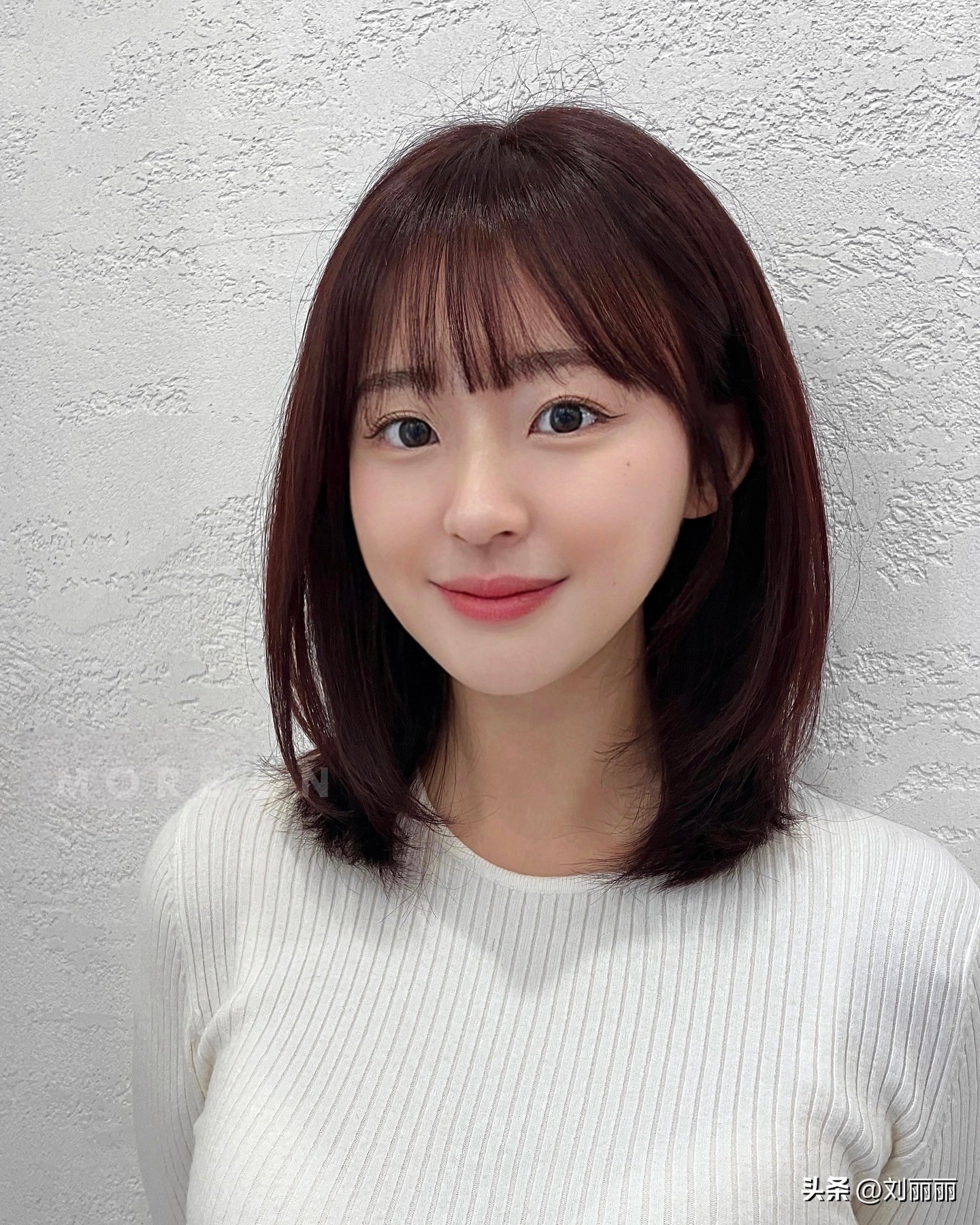 最值得尝试的女发：瘦脸微扣锁骨发，让你挑不出毛病(图4)