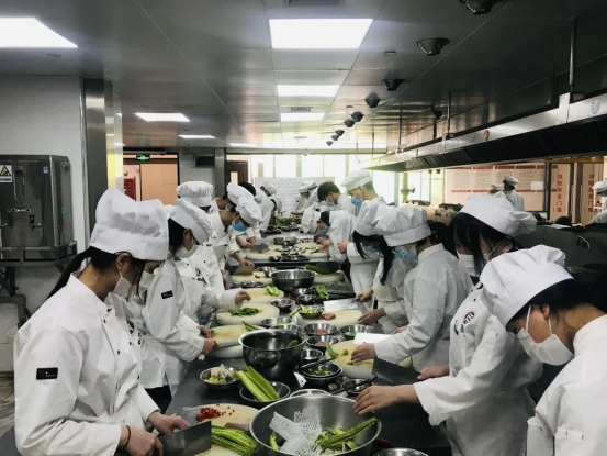 酒店管理学院专业介绍 —— 烹饪工艺与营养(图2)