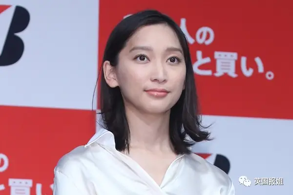 日本渣男明星惹众怒！私会混血美女，500元抚养费打发前妻(图13)
