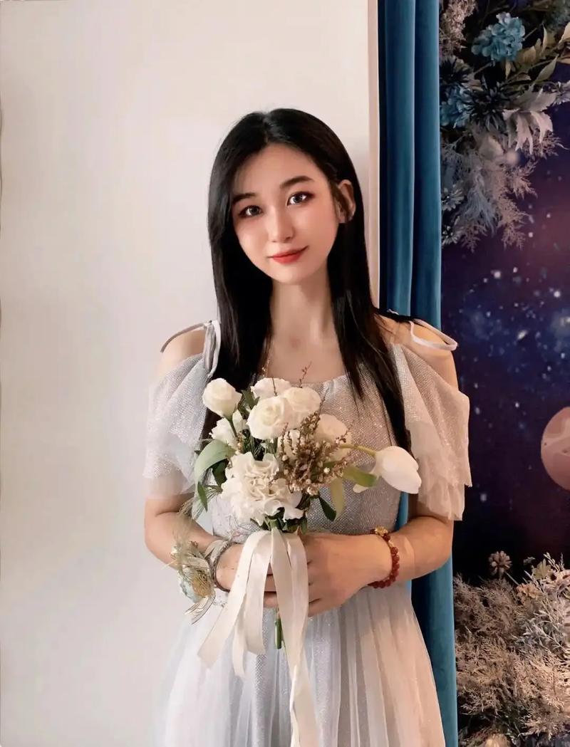 无锡纯出女孩招聘-福州伴游模特招聘(酒店大蜜-女孩)-轻松月入六位数/有无经验均可(图1)